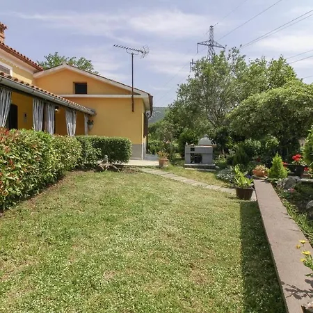 Holiday home Jolanda In - Haus Fuer 4-6 Personen Plomin